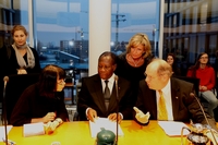 Allocution de SEM Alassane Ouattara,  Président de la République de Côte d’Ivoire, Président en exercice de la Cedeao,  devant le parlement allemand